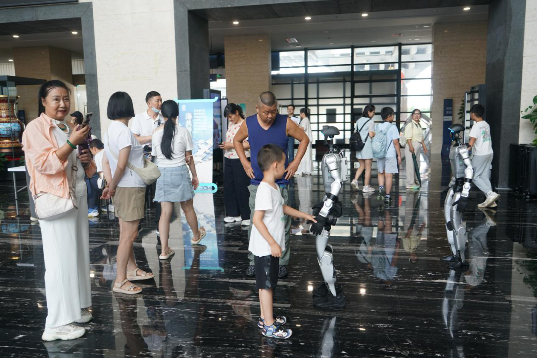 微信图片_2026-08-04_091204_036.png 微信图片_2026-08-04_091204_036.png